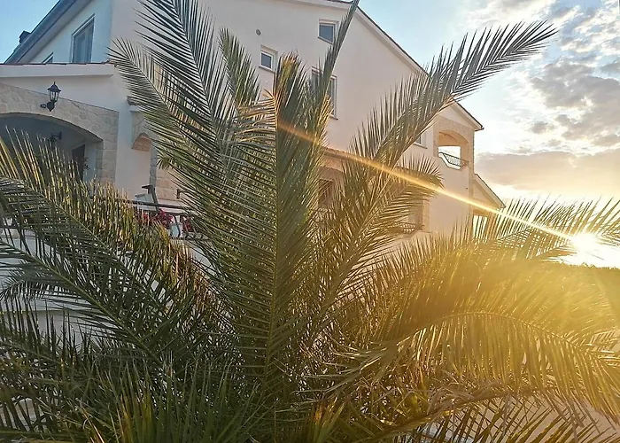 Tina Διαμέρισμα Πούλα