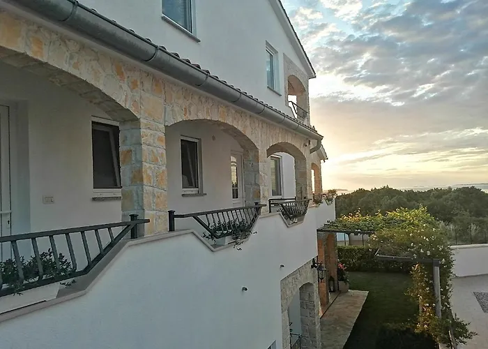 Διαμέρισμα Tina Πούλα