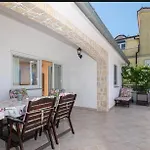 Apartamento Tina Pula